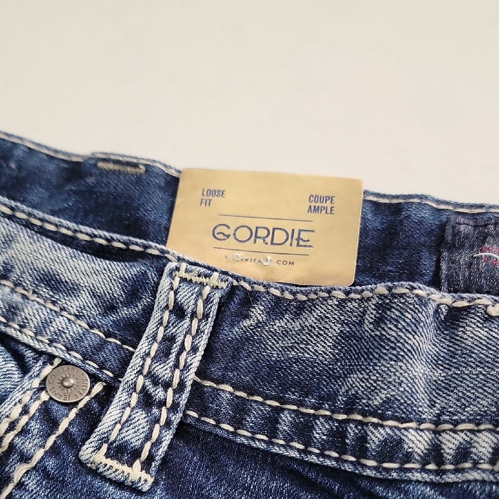 Men's Silver Jeans Gordie Short in Blue Denim Size 40 Loose Fit